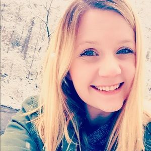 Meet your Posher, Erika